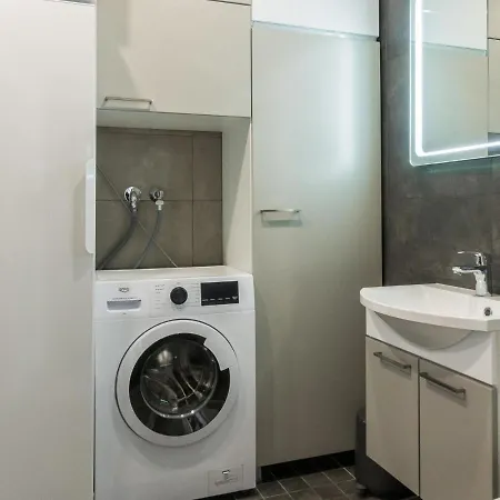 Сasa de vacaciones Levin Ahmahovi 2a By Interhome